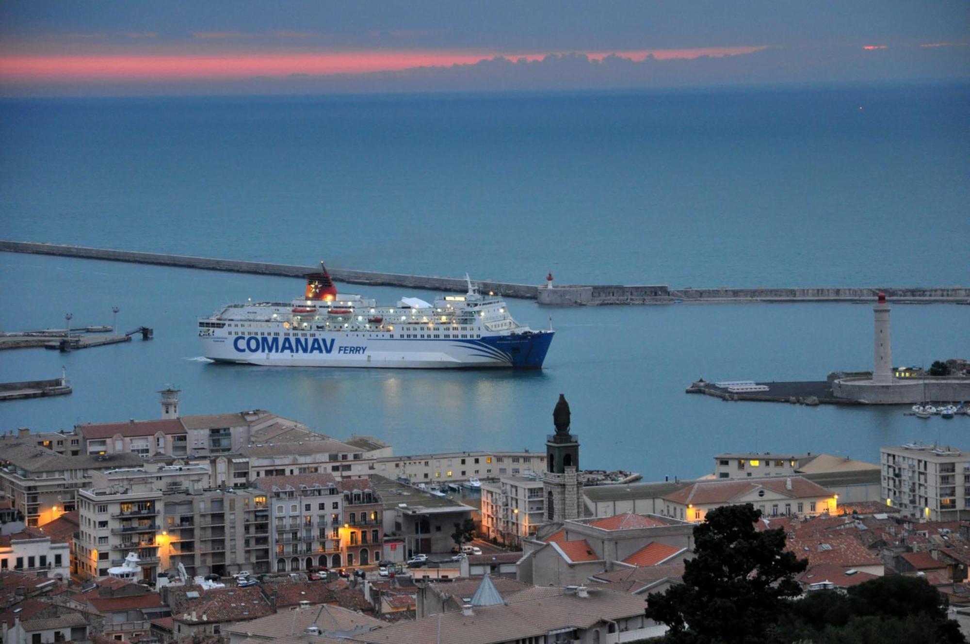 "Mario" BALCONS SUR LE CANAL ROYAL, belle vue, climatisé Sète Exterior foto